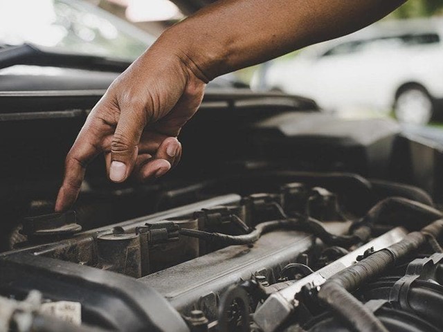 ¿Cómo funciona el motor de un coche? 