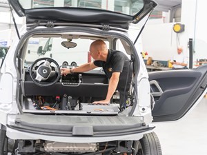 ¿Es seguro viajar con un coche eléctrico en viajes largos?