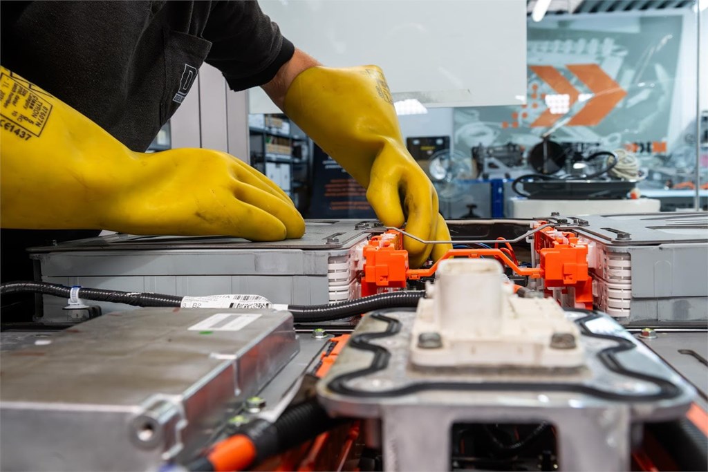 Qué es el Dual Fuel y 4 ventajas que lo hacen ideal para flotas y furgonetas